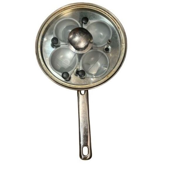 Le Gourmet Chef 18/10 Stainless Steel Egg Poacher Frying Pan With Lid - Picture 1 of 11